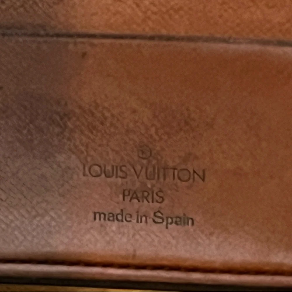 Authentic Vintage Louis Vuitton Monogram Bi-Fold Wallet